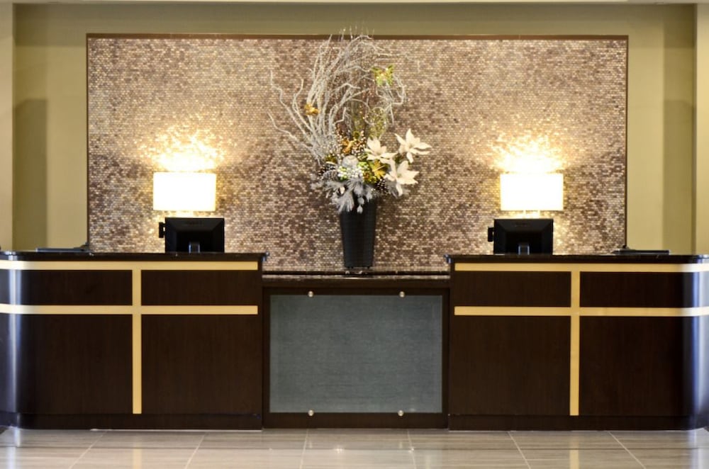 Lobby at Doubletree By Hilton Hotel Binghamton, BINGHAMTON - NY