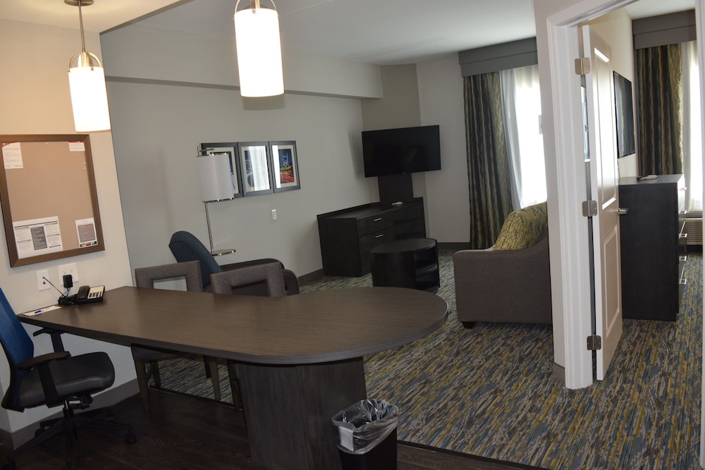 Candlewood Suites Nashville North 37/48