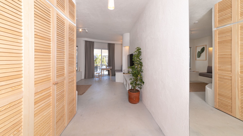 L Olive Homes 42/66