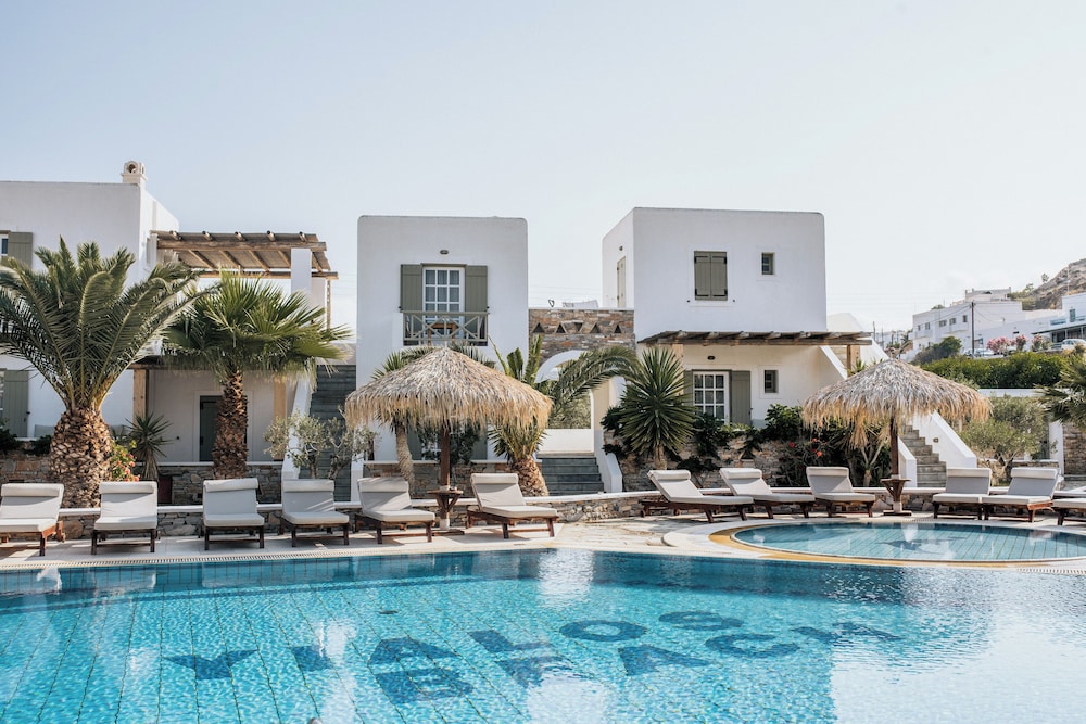 Yialos Ios Hotel 61/64