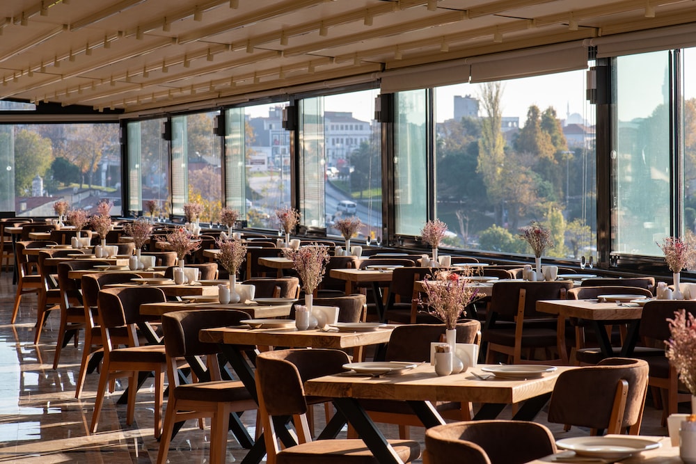 Bvs Bosphorus Hotel Pera 59/64