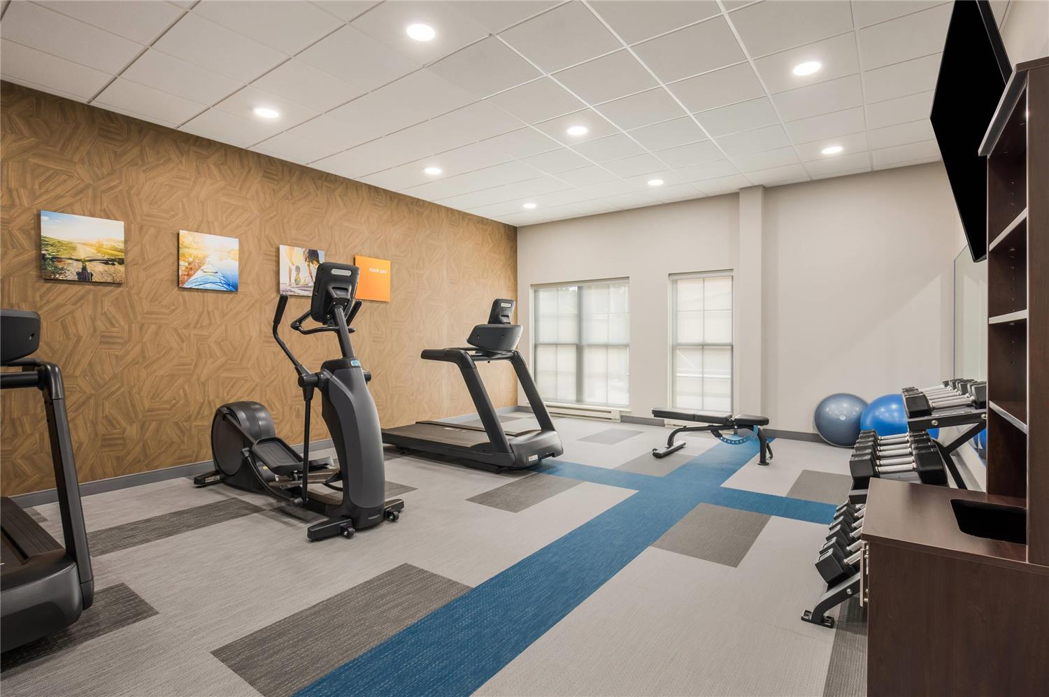 MainStay Suites Gaylord 35/46