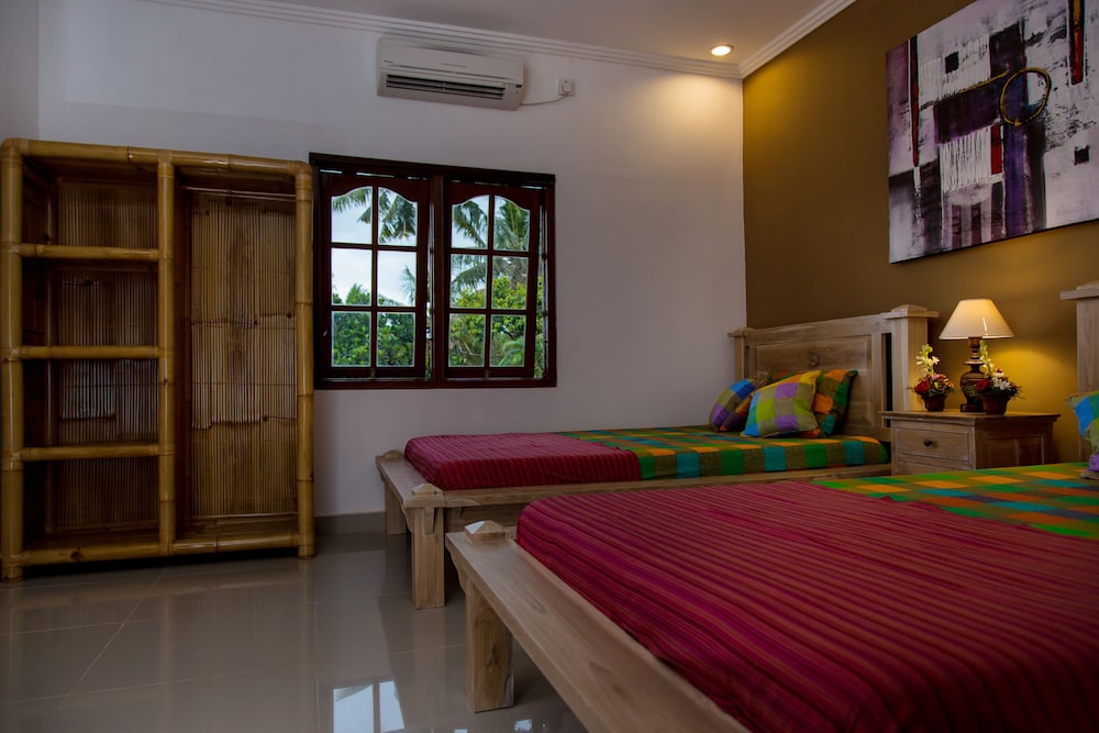 Warji House 1 12/36