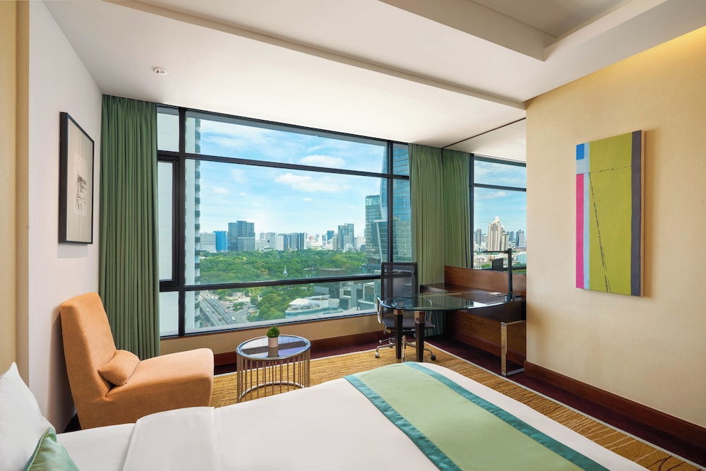 Aetas Lumpini Hotel 11/50