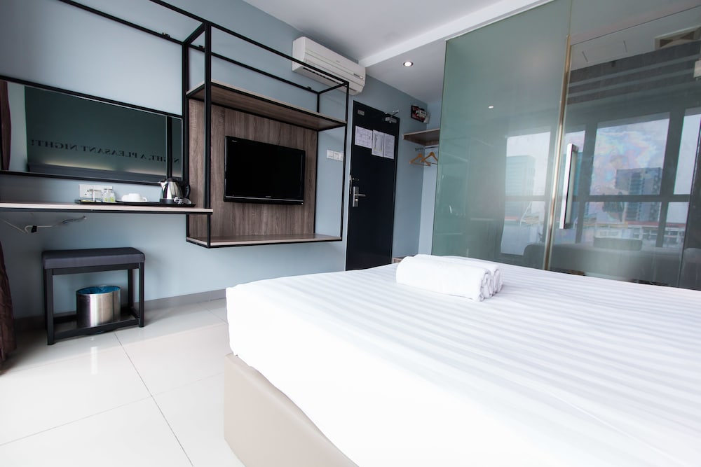 Hotel 99 - Bandar Puteri Puchong 15/56