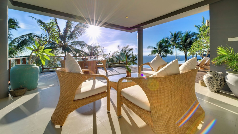 Malimbu Cliff Villa 39/56