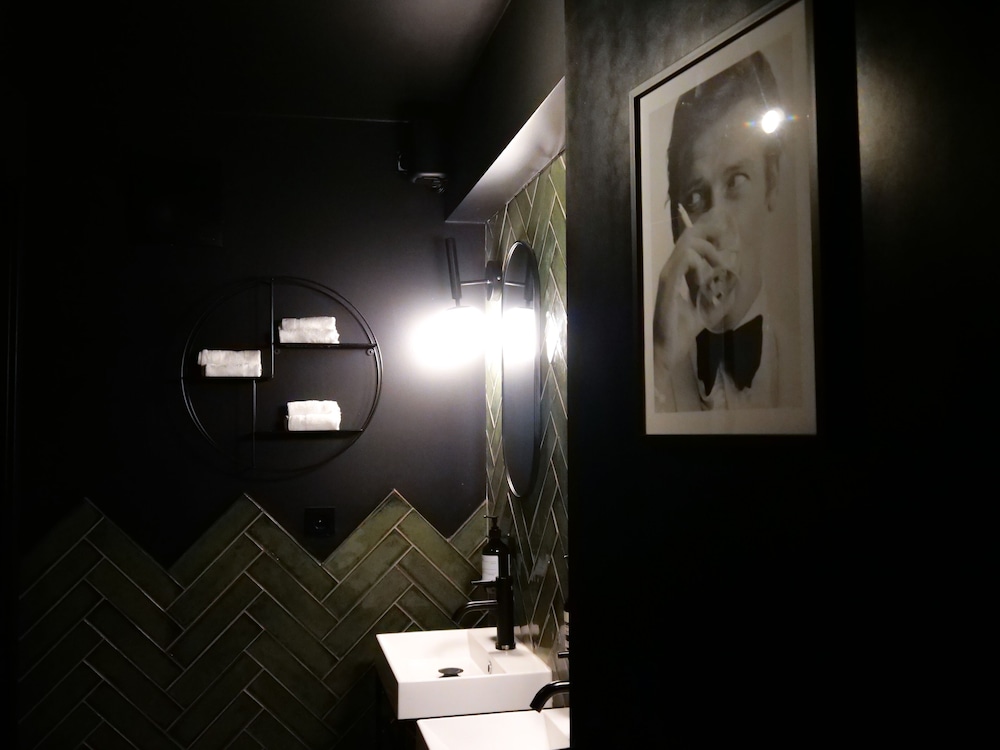 133 Boutique Hotel 36/39