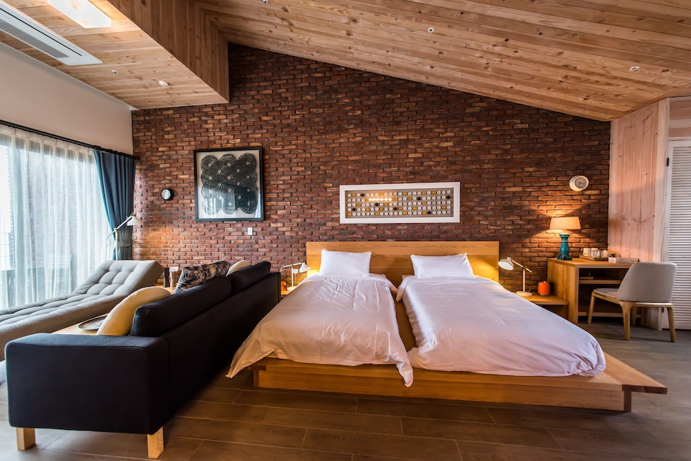 Zen Hideawayatjeju 19/58