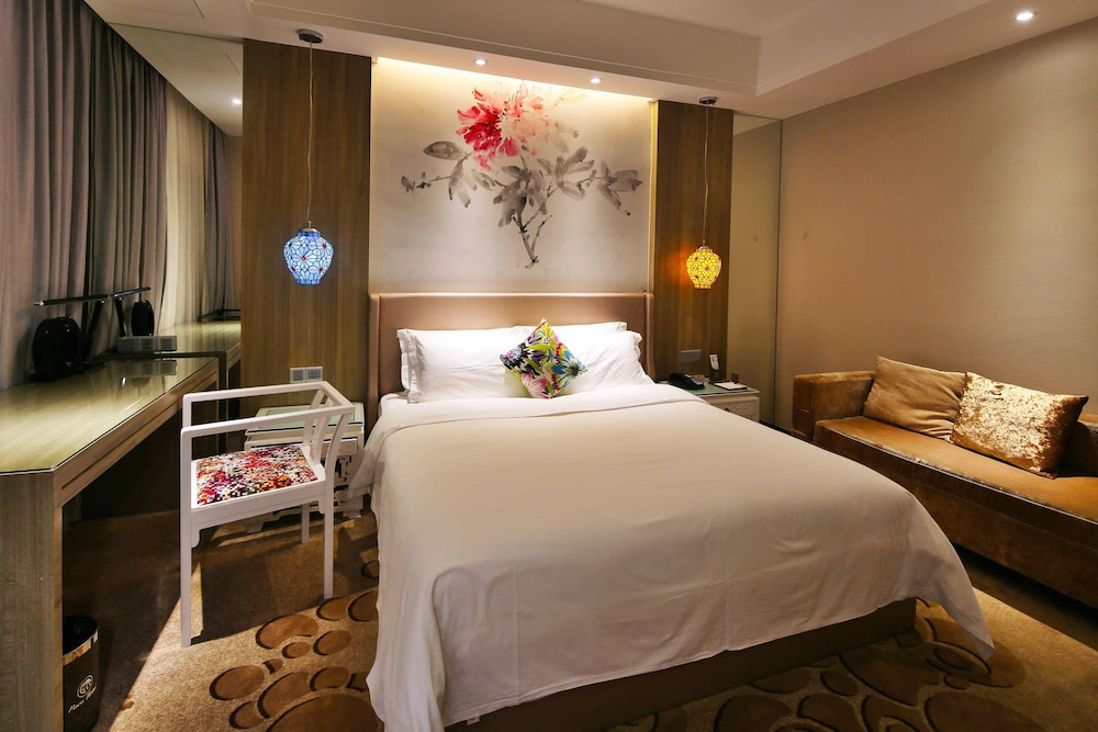 Paco Business Hotel Dongfeng Road Branch 14/27