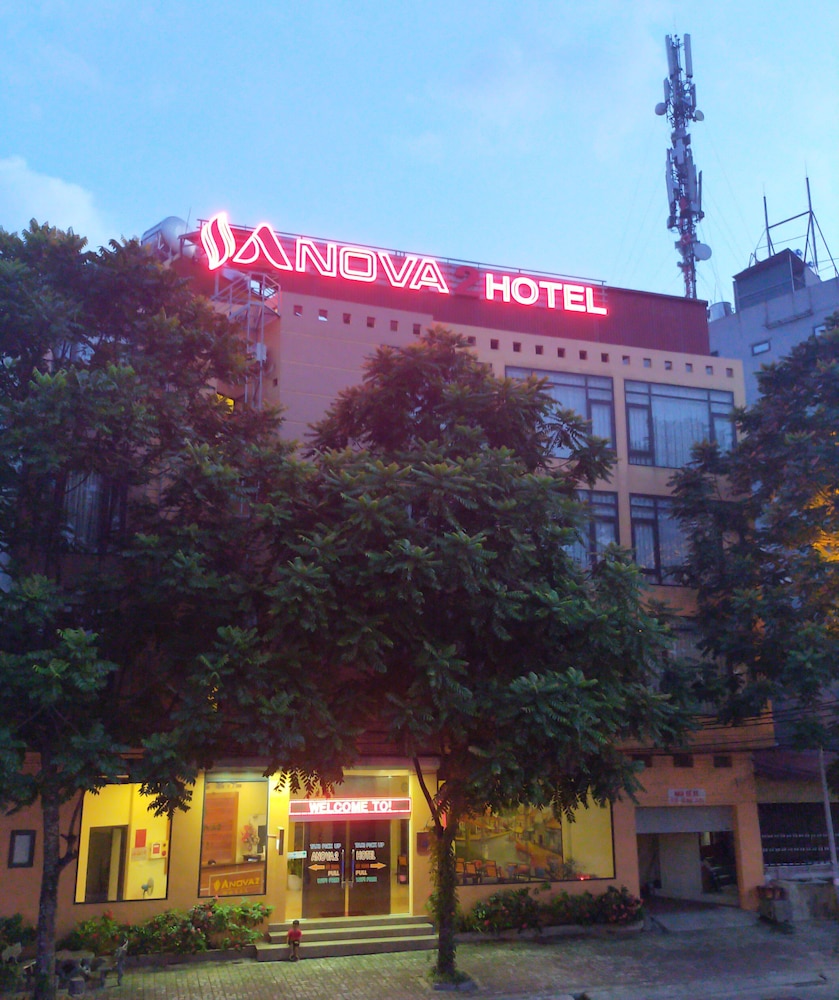 Anova 2 Hotel 1/33