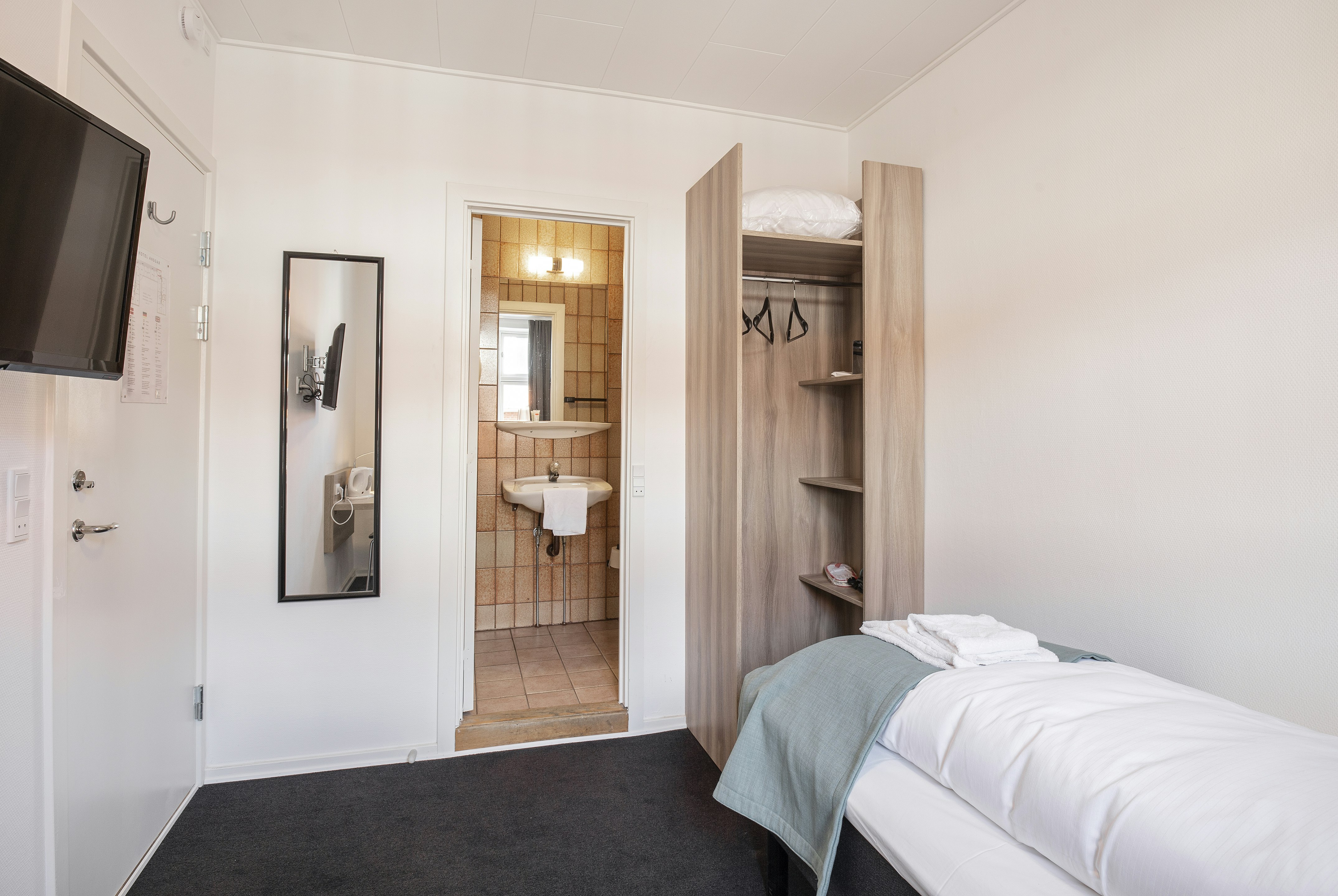 Hotel Ansgar Esbjerg 12/69