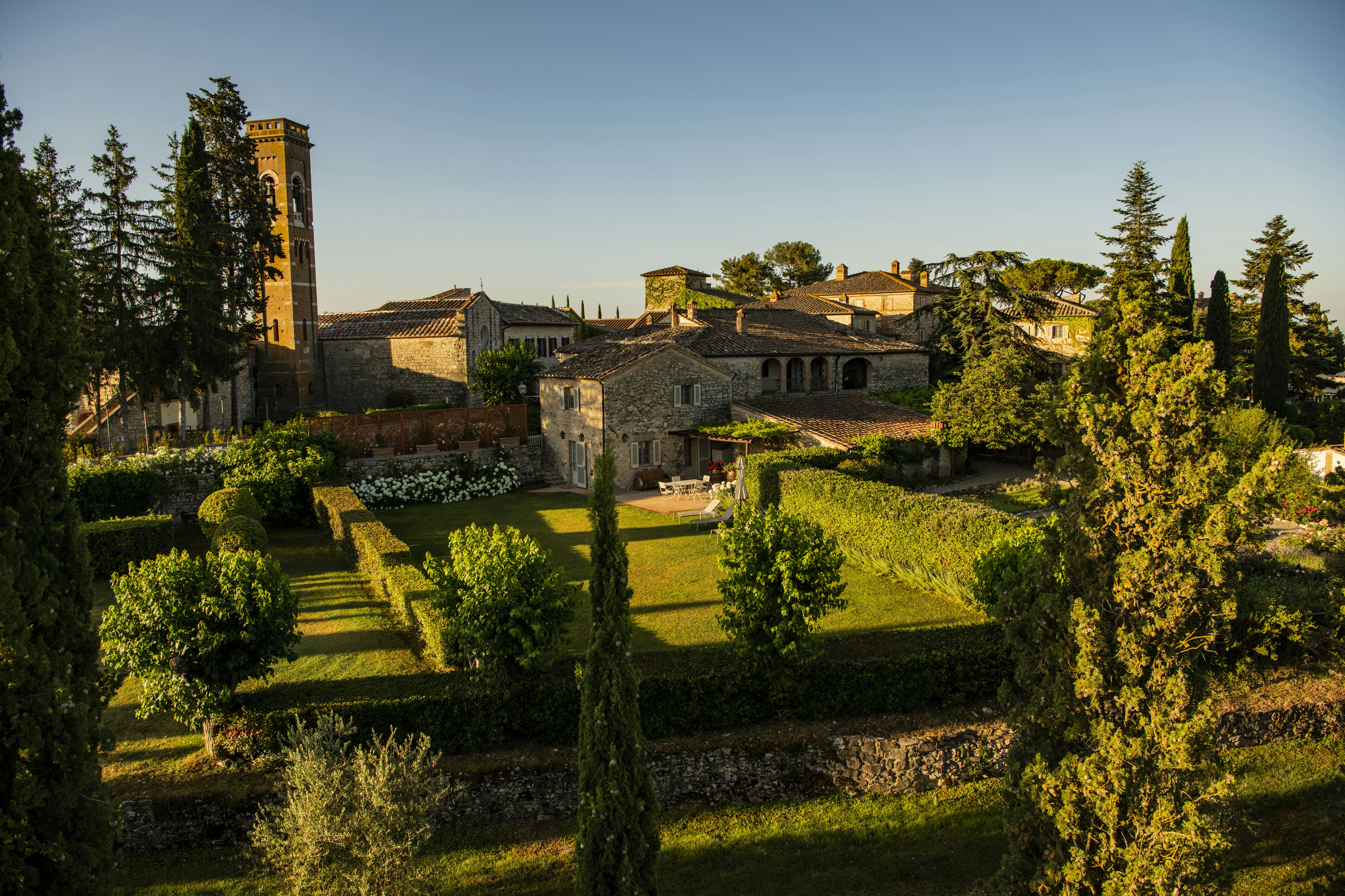 Borgo San Felice 44/50