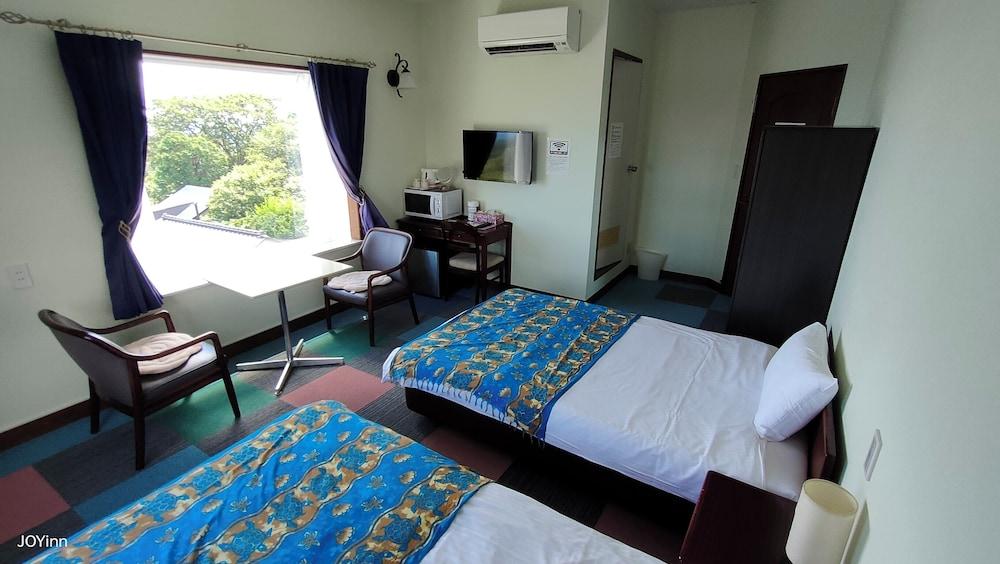 ROOM, TRIPLE, OCEAN VIEW