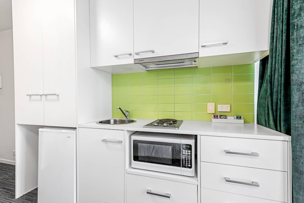 Quality Apartments North Melbourne 54/54
