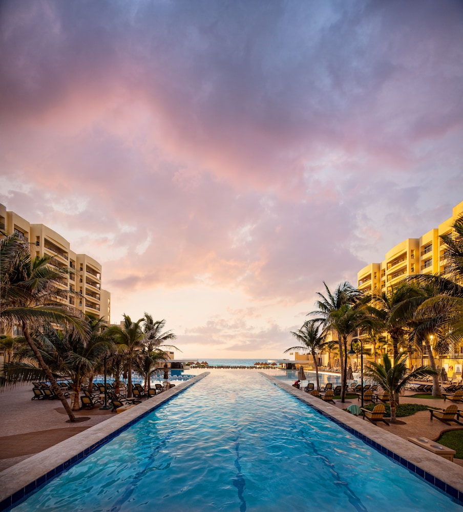 The Royal Sands All Inclusive Resort & Spa 9/75
