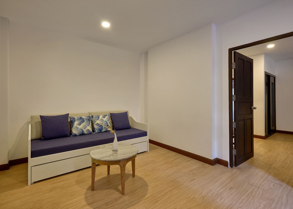 Nai Yang Beach Resort and Spa 41/61
