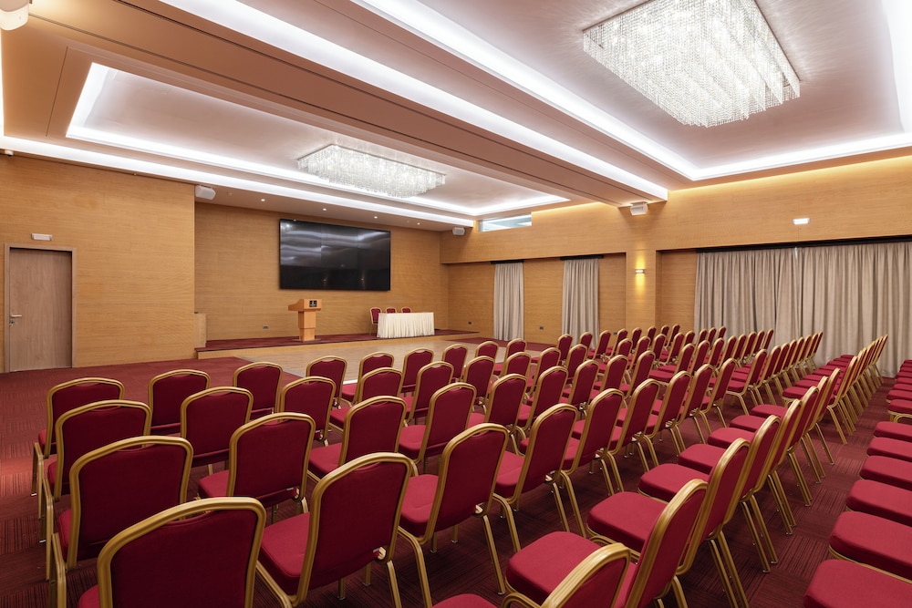 Acandia Hotel 51/63