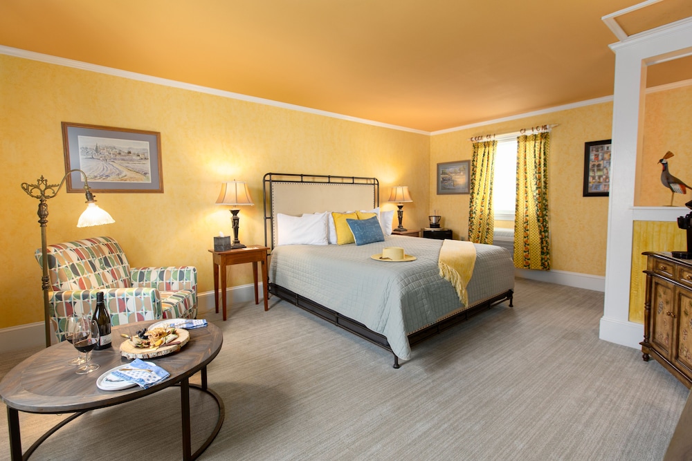 L Auberge Provencale Bed and Breakfast 9/51