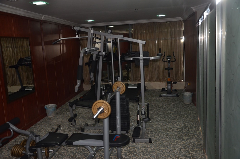 فندق كراون تاور(Crown Tower Hotel) 24/47