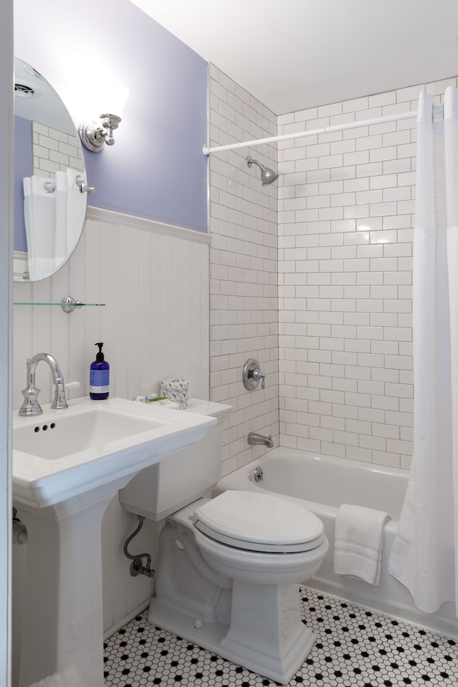 Lititz Springs Inn And Spa 36/46