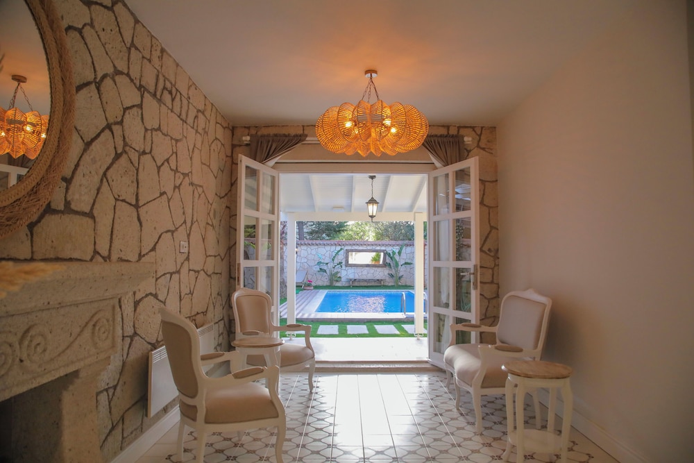 Alacati Balbadem Hotel 43/59