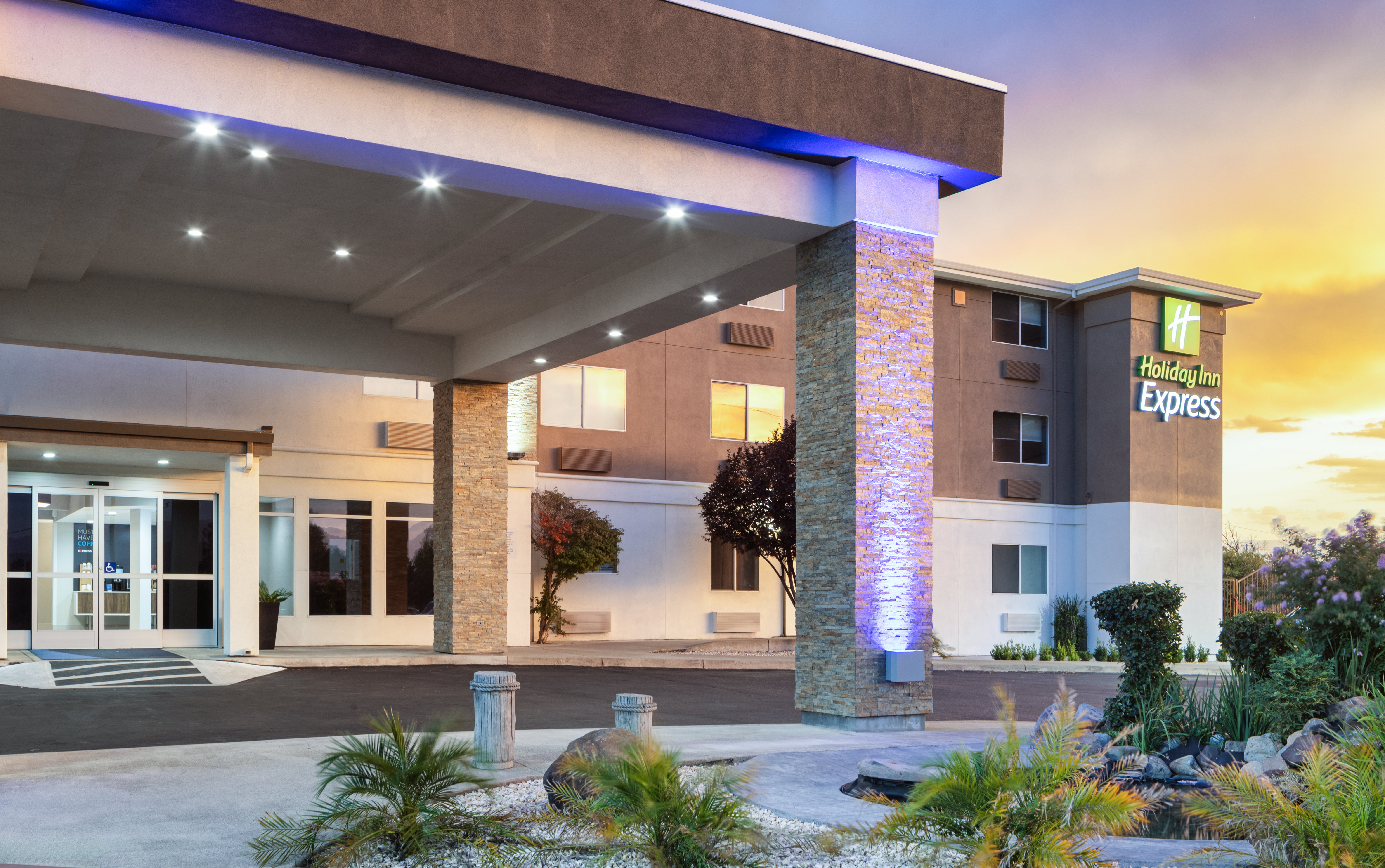 Holiday Inn Express Redding North by IHG 2/25