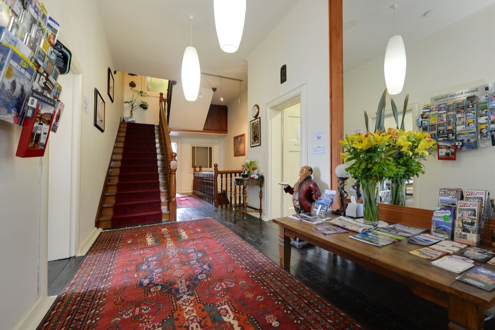 Edinburgh Gallery Bed Breakfast 46/61