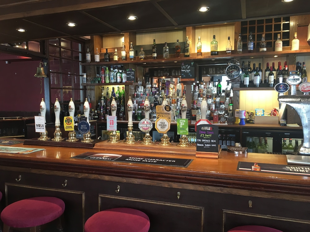 Wellington Hotel 23/35