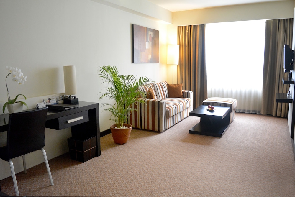 Aston Denpasar Hotel & Convention Center 61/72