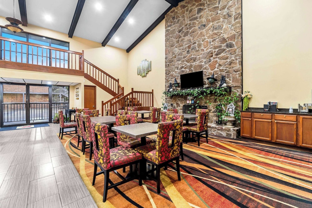 Super 8 by Wyndham Paragould 24/50