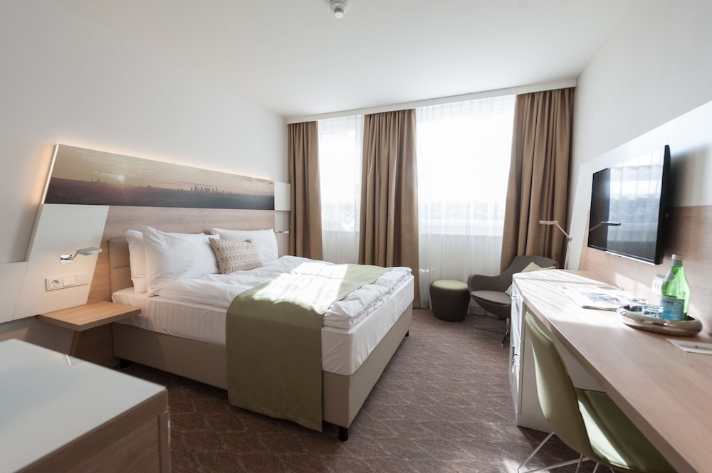 Holiday Inn Frankfurt Airport 21/75