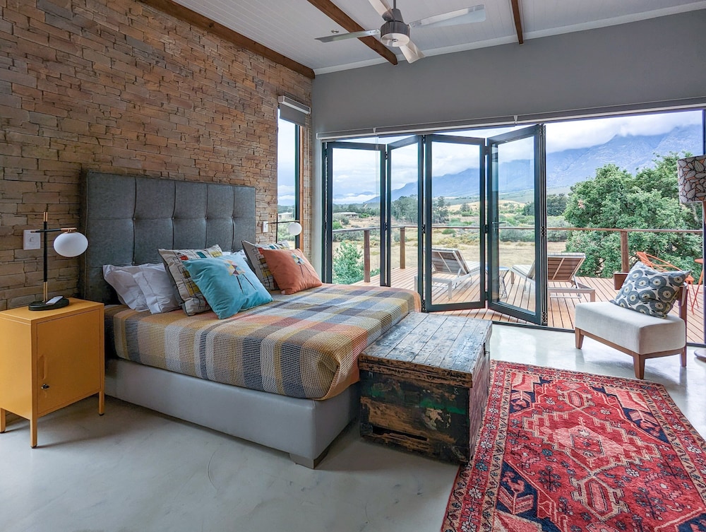 Tulbagh Mountain Manor 7/50