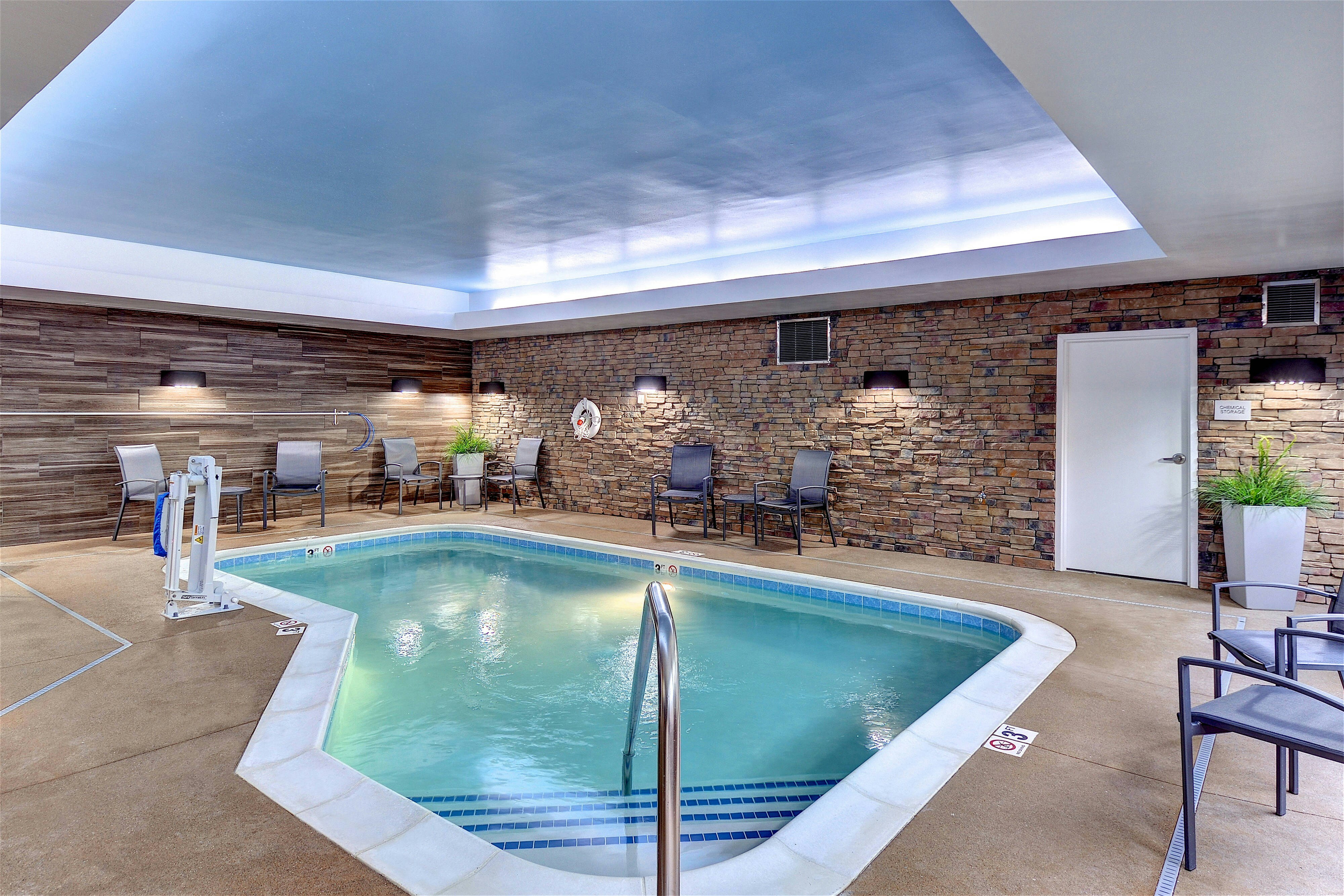 Fairfield Inn Suites Nashville Metrocenter 6/11