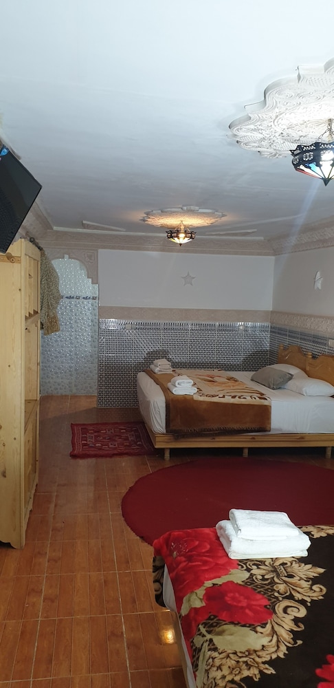 La Casa Espanyola 30/50