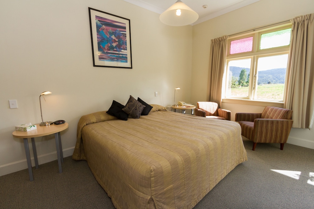 Heartland Hotel Fox Glacier 25/45