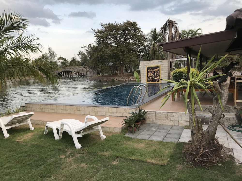 Rayong Rental Villas 8/36