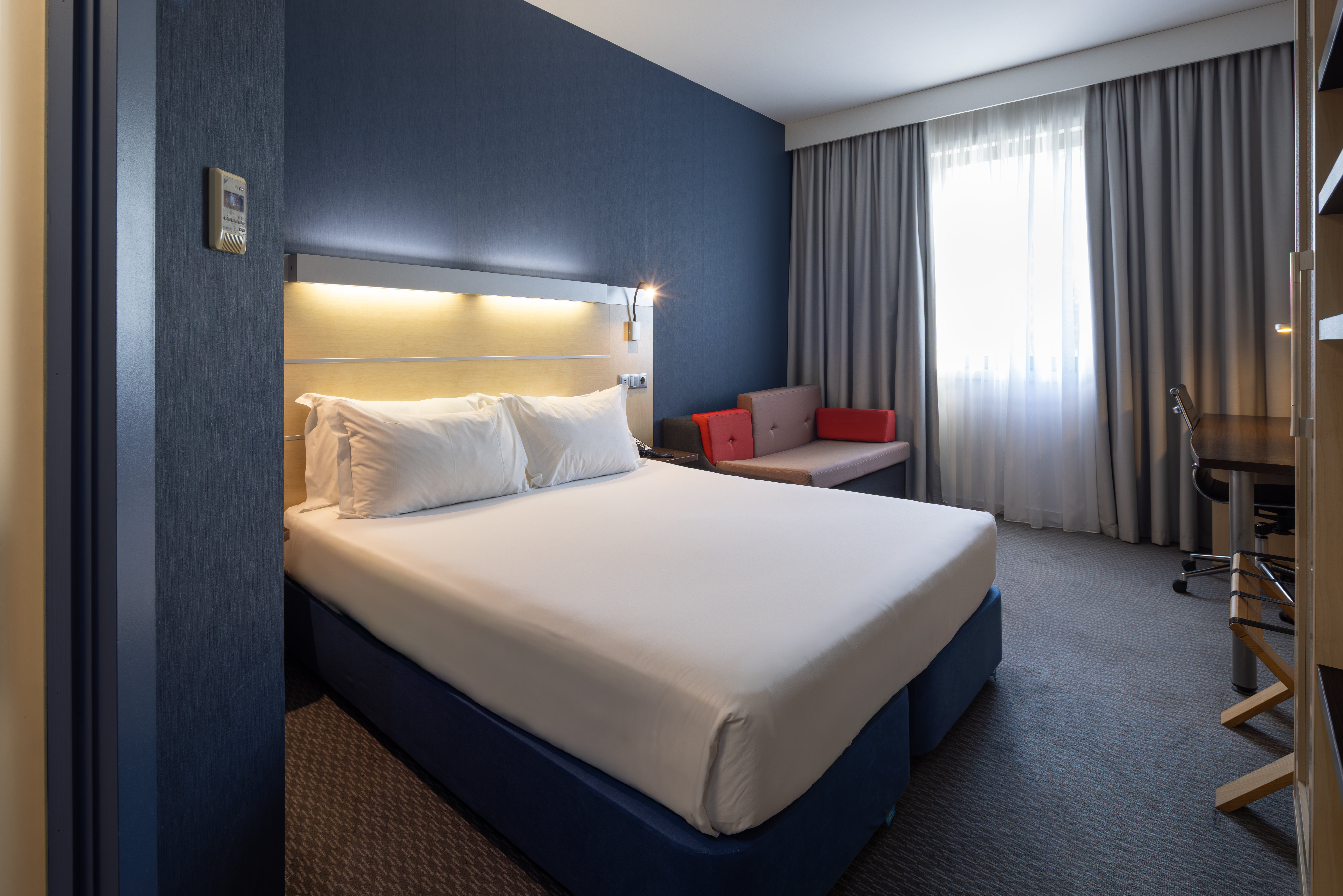 Holiday Inn Express Porto Exponor 26/81