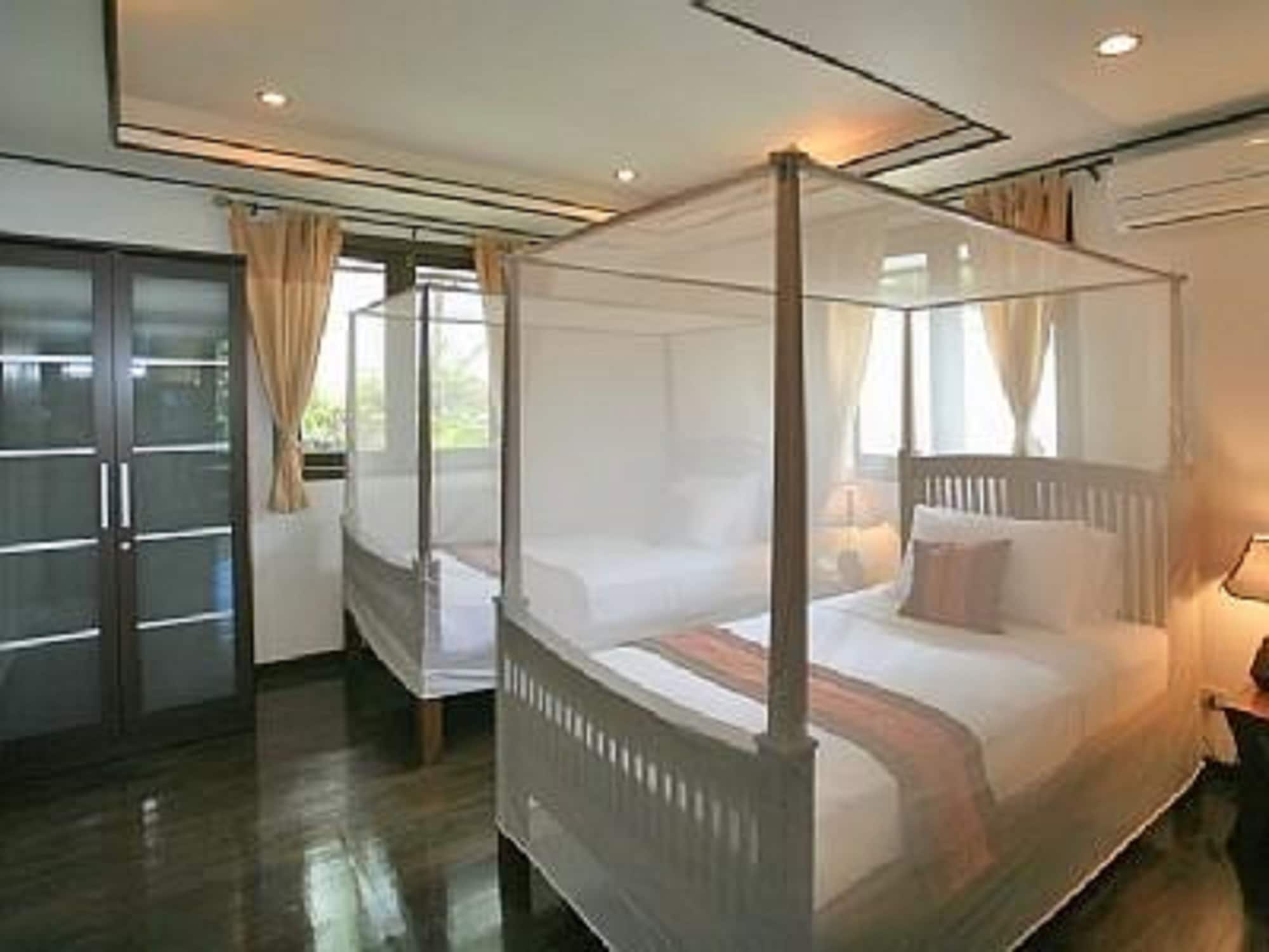 2 BEDROOMS, VILLA, PRIVATE POOL