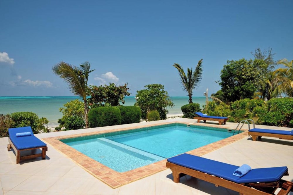 Villa Serenity 25/57