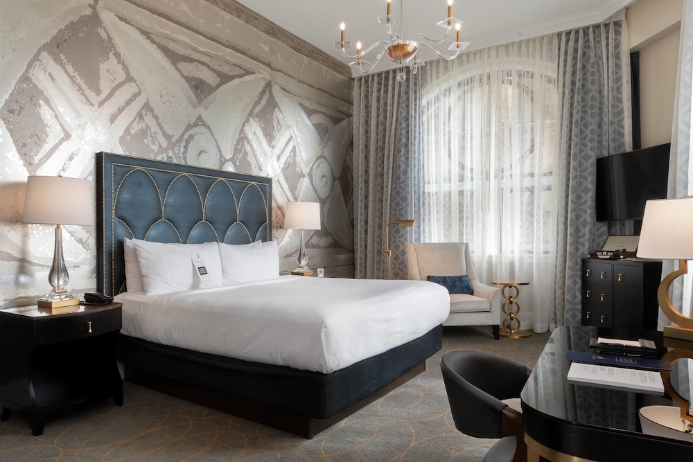 Hotel Saint Louis, Autograph Collection 13/45