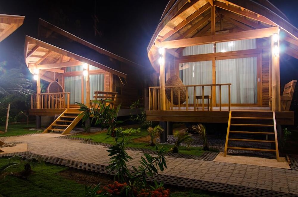 Tique Series Boutique Resort 29/33