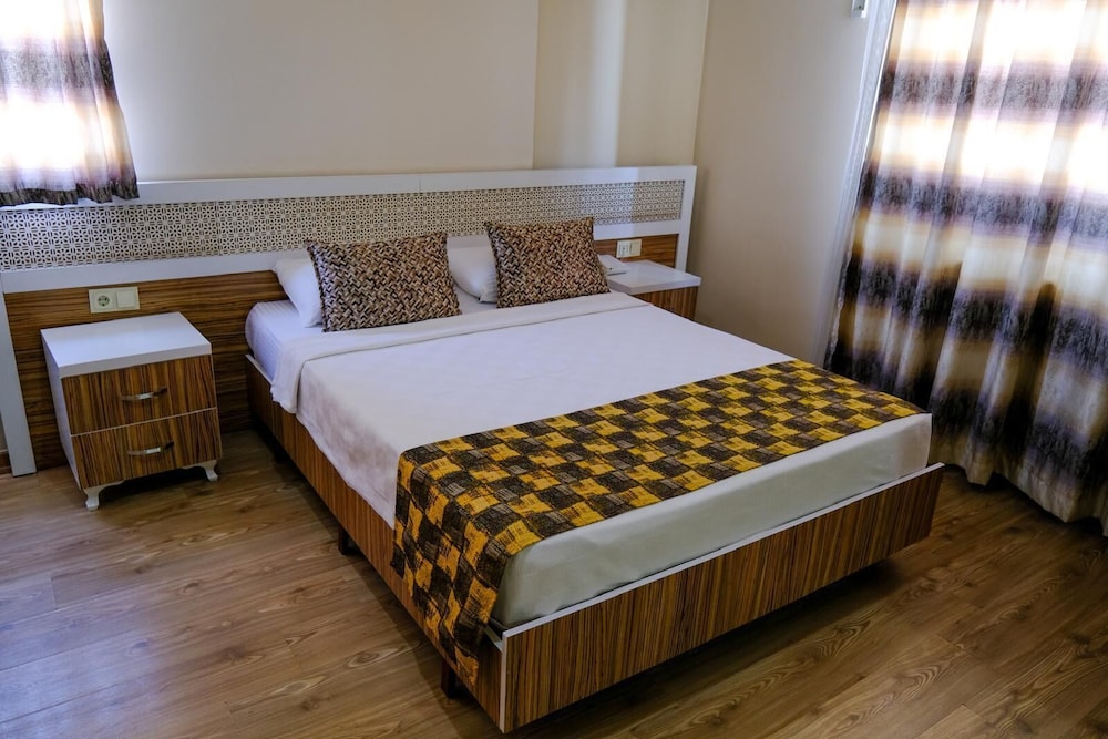 Grand Gulizar Otel 15/50