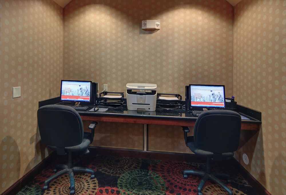 Holiday Inn Express Hotel And Suites Altus 58/69