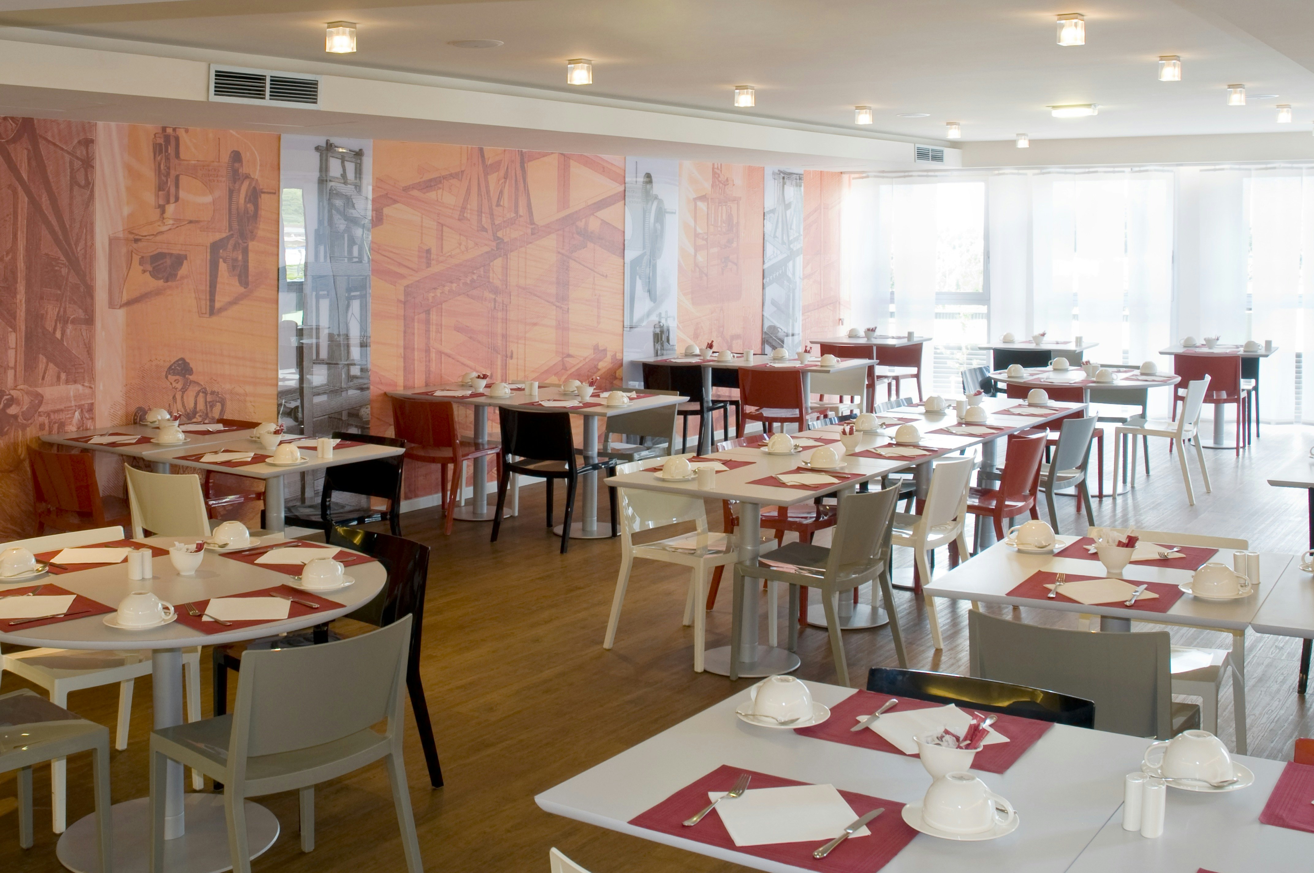 HOLIDAY INN MULHOUSE 35/50