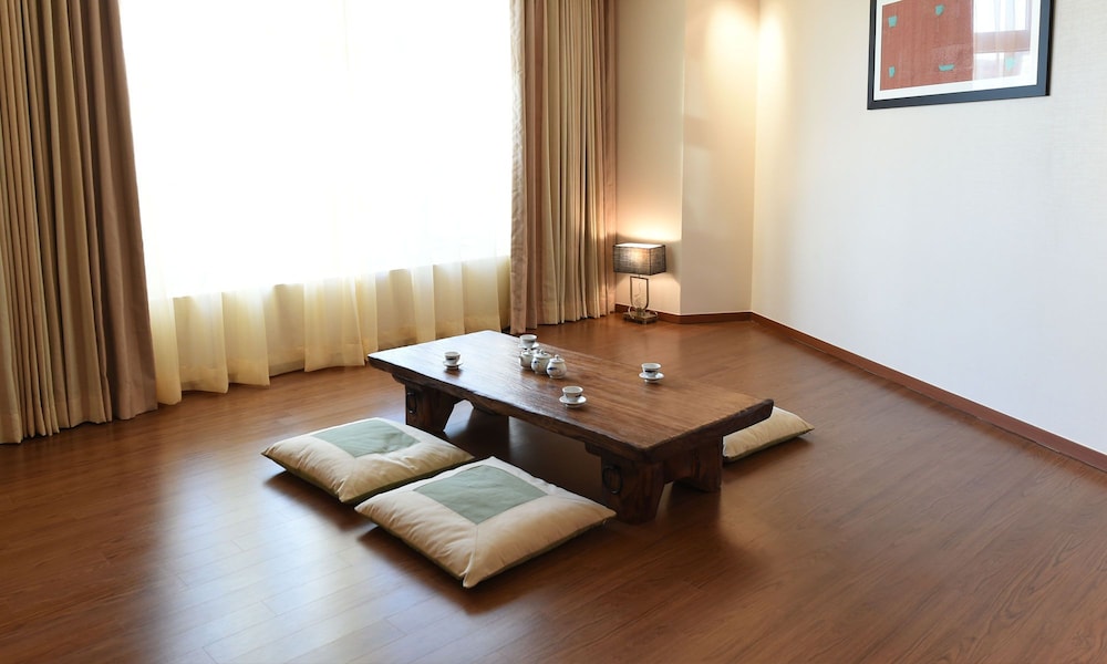 Wirye Militopia Hotel by Marine 46/62