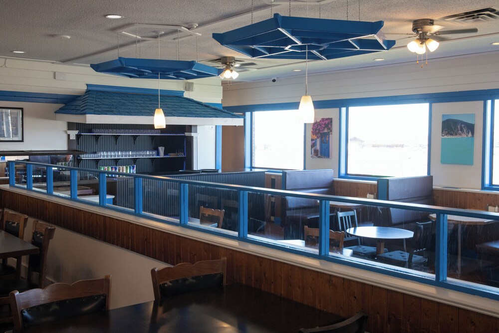 Ramada by Wyndham Dawson Creek 4/23