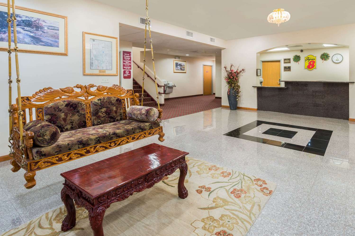 Super 8 By Wyndham Salina 2/20