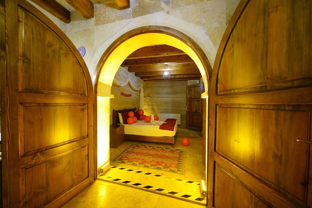 Balloon Cave Hotel 4/45