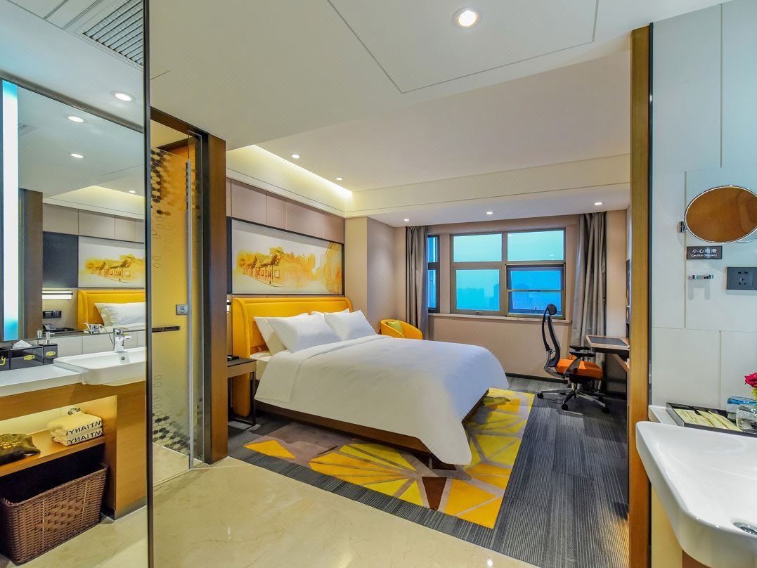 Ramada by Wyndham Wuhan Jiangan 15/31