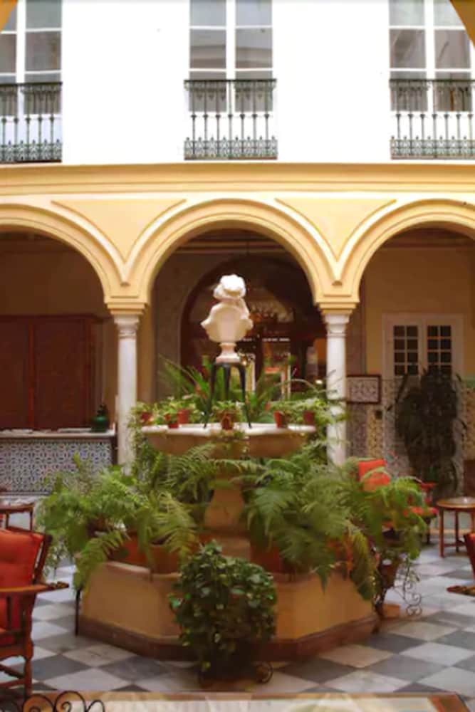 Hotel Simon 40/66